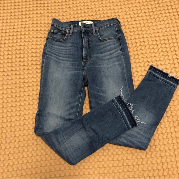 Aritzia Denim Forum Lola Crop size 26 - Picture 2 of 4